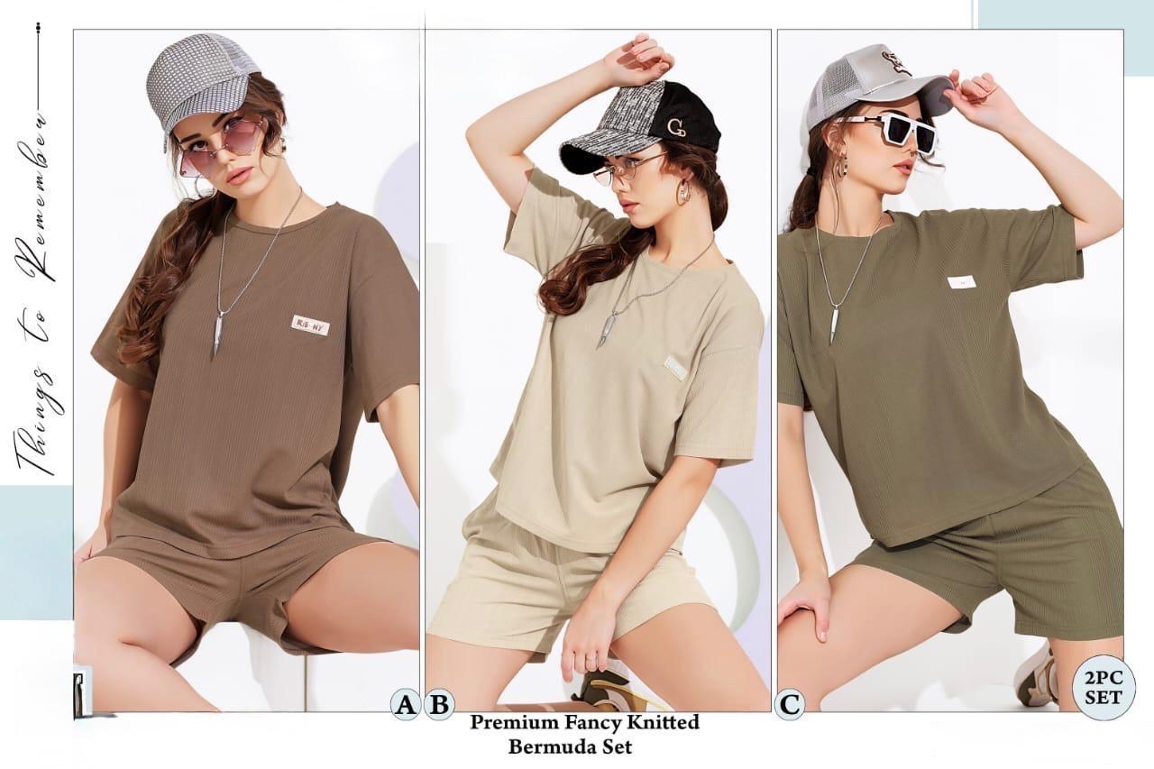 Premium T-Shirt & Shorts Set – Stylish Everyday Comfort for Girls | Comfortable Women's Clothing UAE | House of Shreenaa