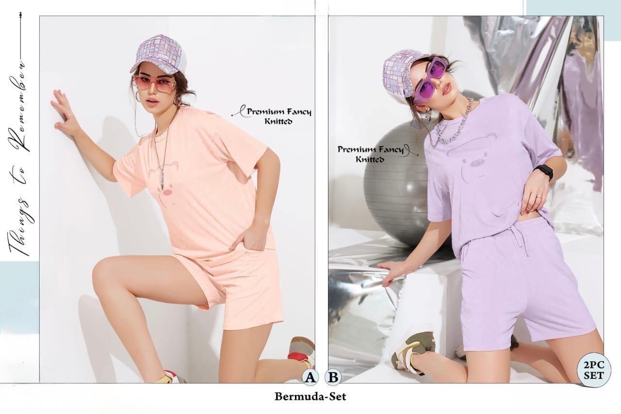 Bear Designed T-Shirt & Shorts Set – Soft and Playful Loungewear for Girls