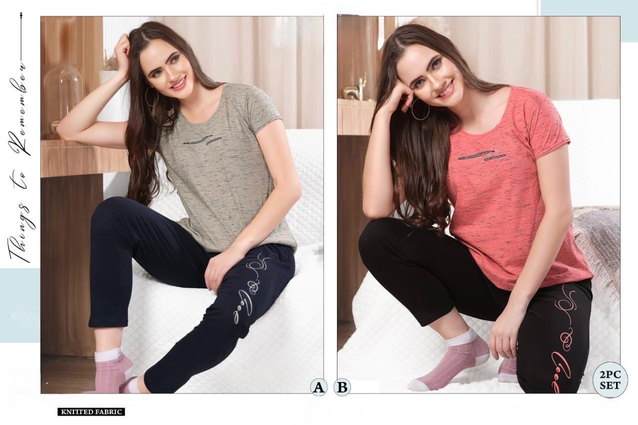 Slogan Print T-Shirt & Pyjama Set – Casual Comfort for Every Day for Women