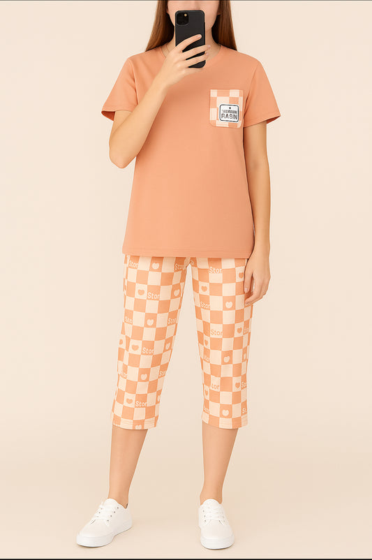 Peach Checkered Capri Nightwear Set – 2-Piece Cotton Loungewear