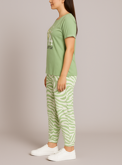Sweet Day Printed Pyjama Set – Soft & Stylish Everyday Comfort for Girls