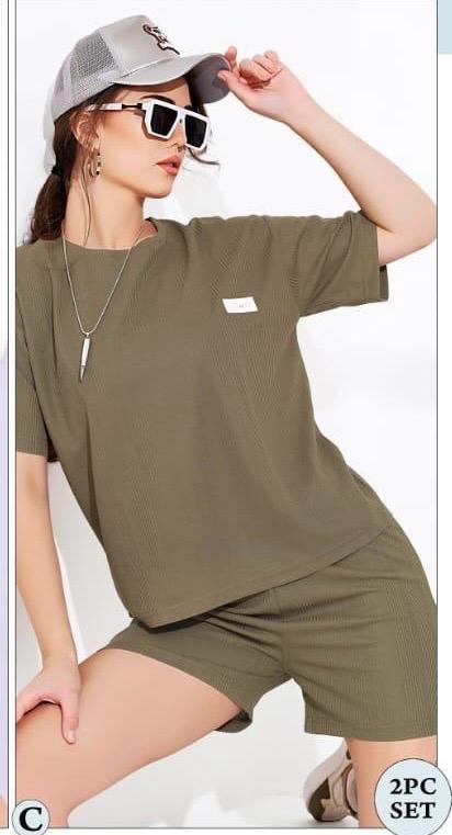 Premium T-Shirt & Shorts Set – Stylish Everyday Comfort for Girls