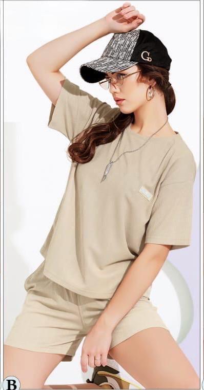 Premium T-Shirt & Shorts Set – Stylish Everyday Comfort for Girls