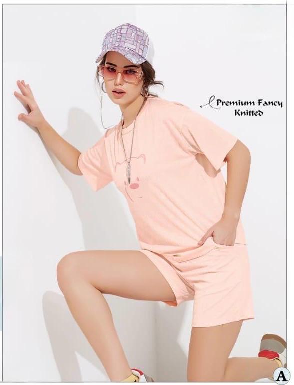 Bear Designed T-Shirt & Shorts Set – Soft and Playful Loungewear for Girls